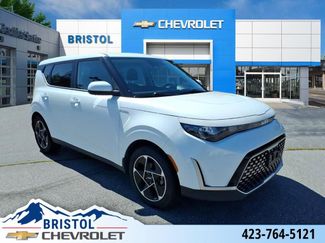 Used 2023 Kia Soul EX image 1