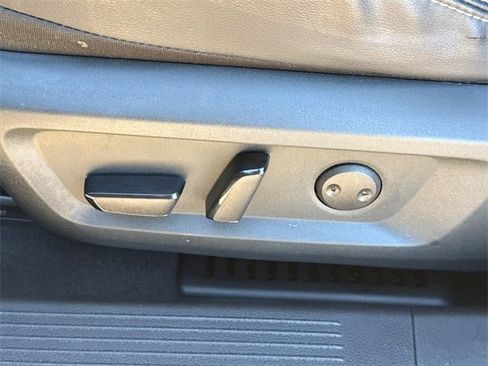 Certified 2023 Nissan Rogue SL w/ SL Premium Package image 24