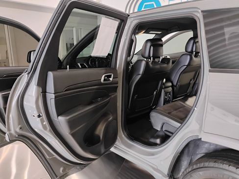 Used 2021 Jeep Grand Cherokee Laredo X RWD image 43