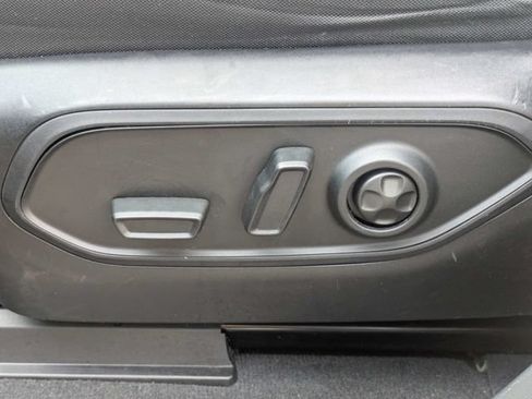 Used 2023 Jeep Grand Cherokee Laredo RWD image 20