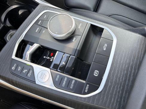 Certified 2025 BMW 430i Convertible RWD image 30