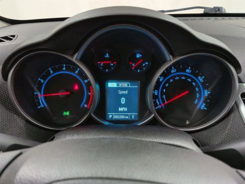 Used 2014 Chevrolet Cruze LT image 31