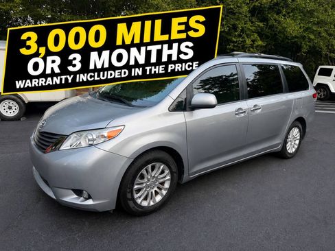 Used 2011 Toyota Sienna XLE w/ XLE Navigation Pkg FWD image 1