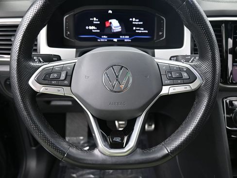 Used 2022 Volkswagen Atlas Cross Sport SEL R-Line image 31