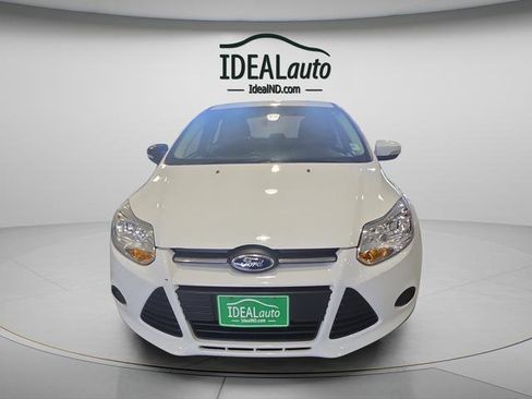 Used 2014 Ford Focus SE w/ SE Winter Package image 13
