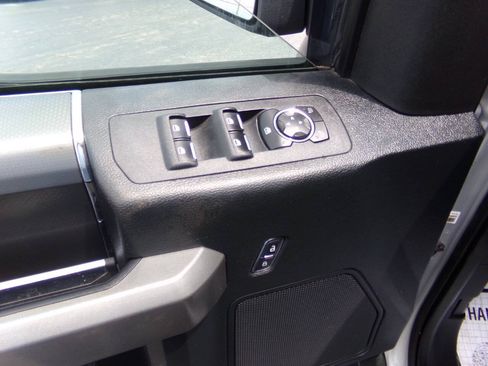 Used 2016 Ford F150 XLT w/ Equipment Group 301A Mid AWD/4WD image 14