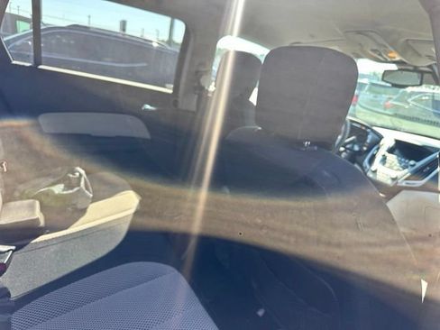 Used 2016 GMC Terrain SLE FWD image 19