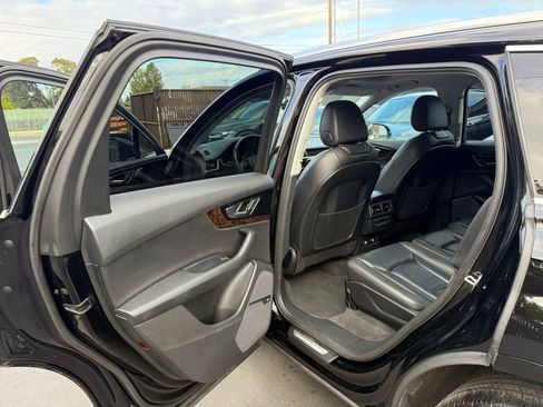 Used 2018 Audi Q7 3.0T Premium Plus image 11
