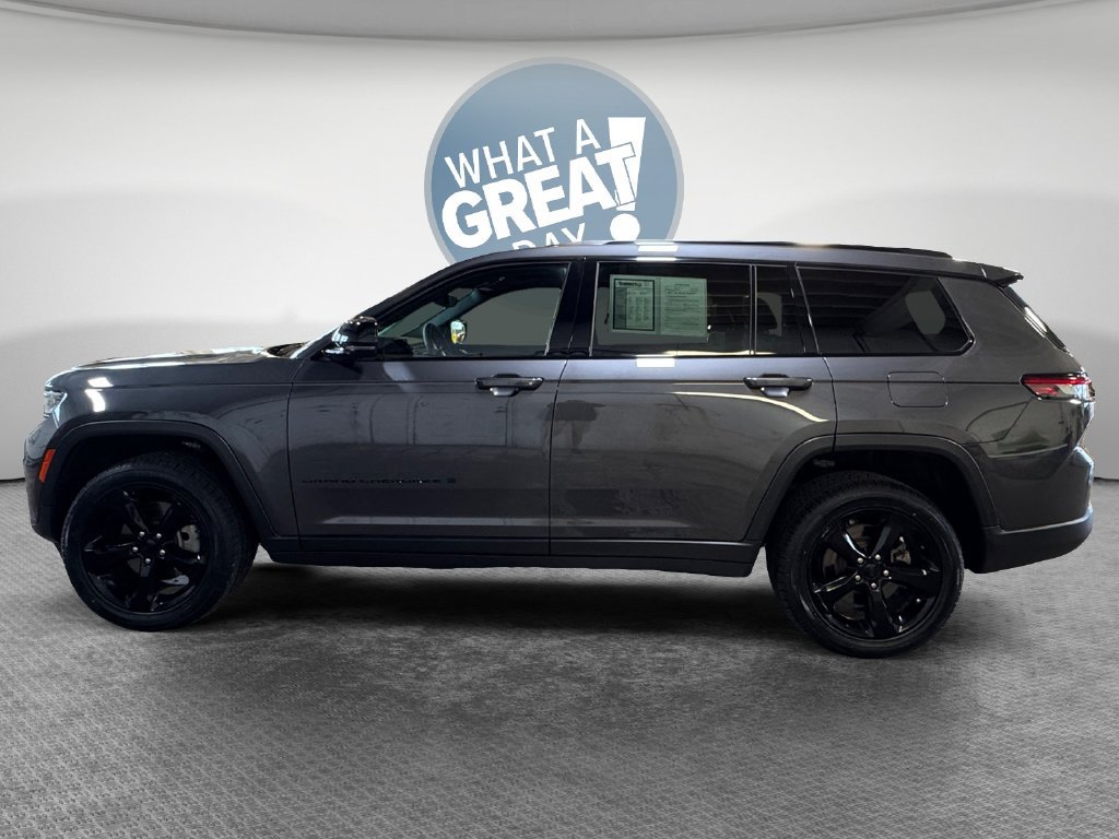 Used 2024 Jeep Grand Cherokee L Altitude AWD/4WD image 7