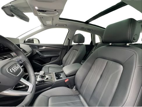 Used 2023 Audi Q5 2.0T Premium w/ Convenience Package AWD/4WD image 19