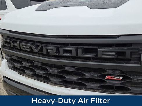 Used 2022 Chevrolet Silverado 1500 Custom Trail Boss w/ LPO, Dark Essentials Package image 32