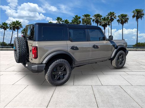 New 2025 Ford Bronco Big Bend w/ Black Appearance Package image 8