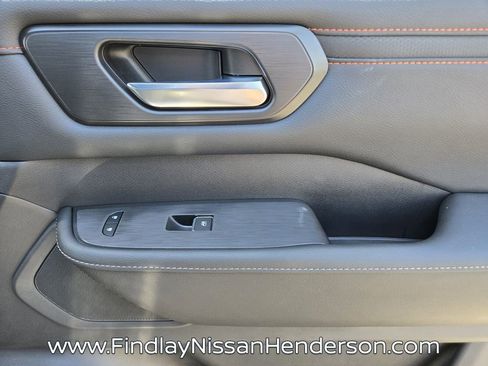 Used 2026 Nissan Armada PRO-4X AWD/4WD image 19