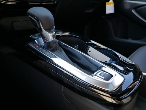 New 2026 Chevrolet Trax ACTIV w/ Sunroof Package FWD image 20