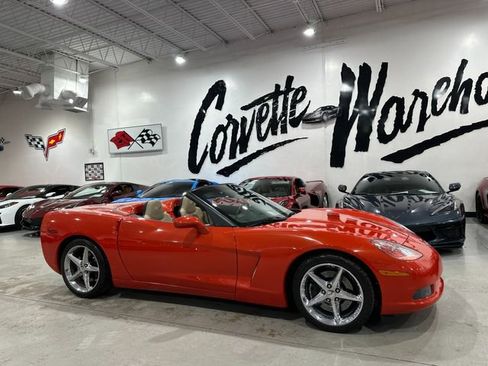 Used 2012 Chevrolet Corvette Convertible w/ 3LT Preferred Equipment Group RWD image 10