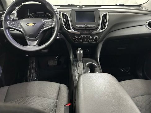 Used 2020 Chevrolet Equinox LT FWD image 16