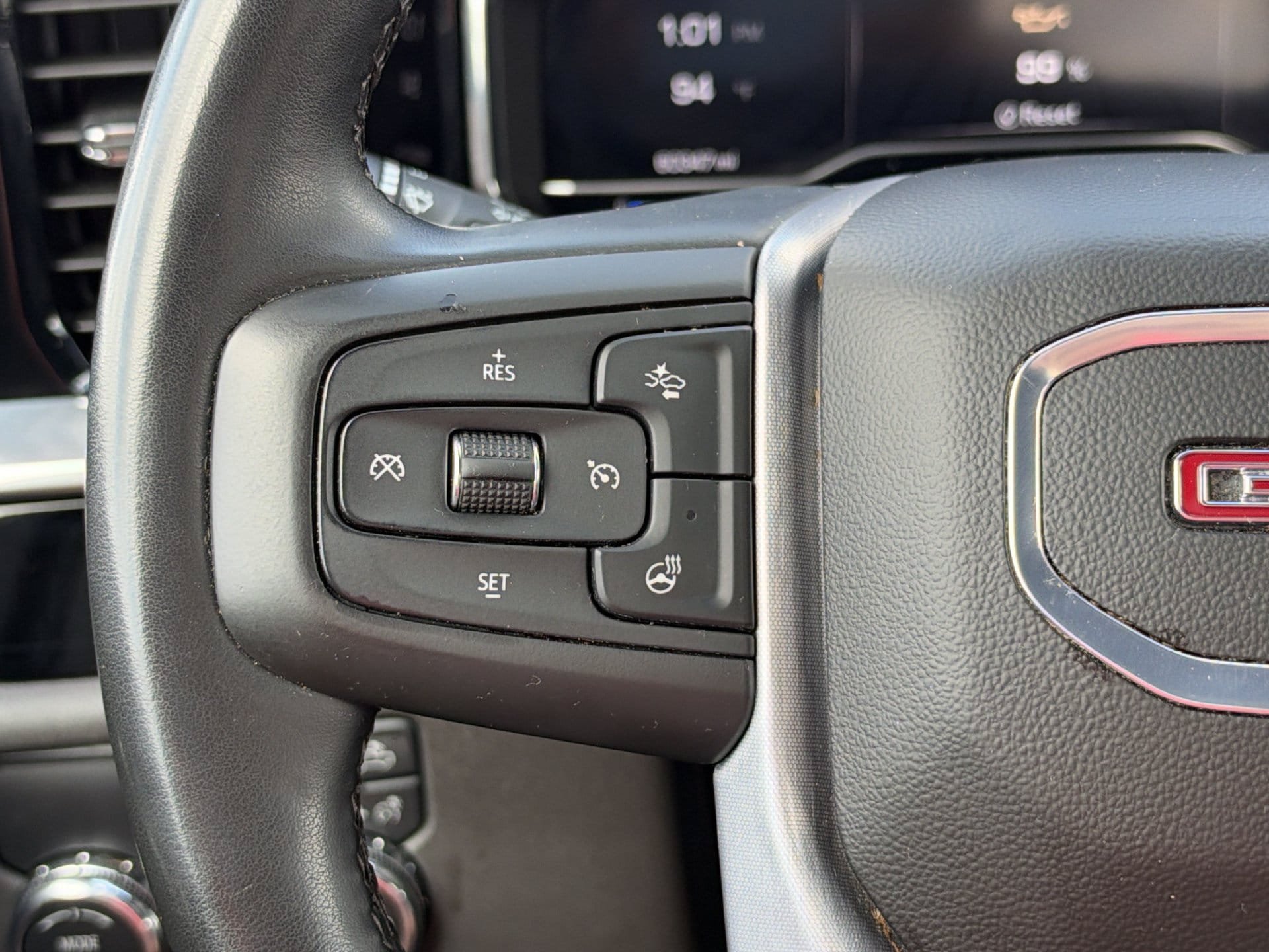 Used 2025 GMC Sierra 1500 SLT RWD image 19