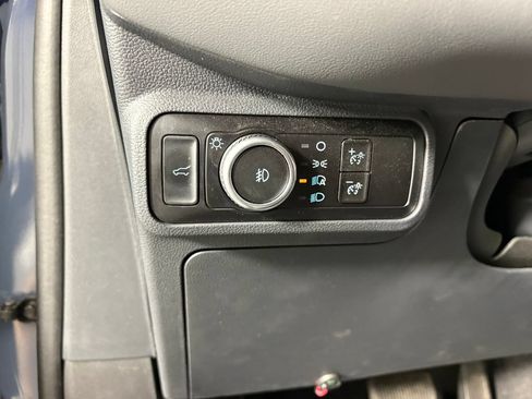 Certified 2025 Ford Explorer Active w/ Active Comfort Package AWD/4WD image 14