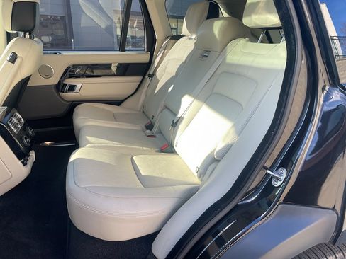 Used 2021 Land Rover Range Rover P525 Westminster Edition LWB image 13
