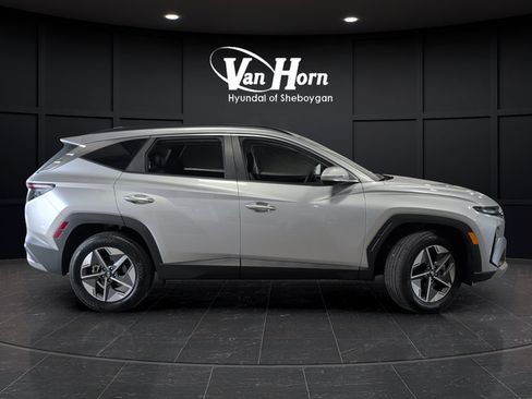 Used 2025 Hyundai Tucson SEL AWD/4WD image 8