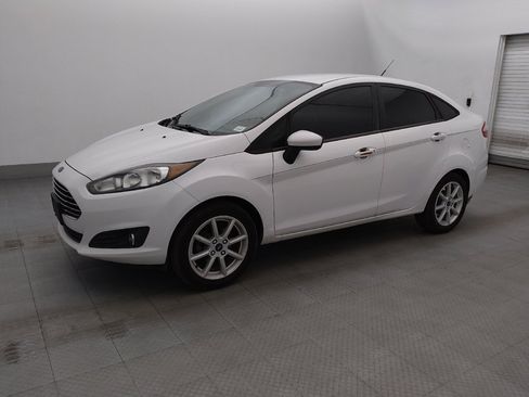 Used 2019 Ford Fiesta SE w/ Equipment Group 201A FWD image 2
