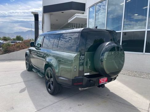 Used 2026 Land Rover Defender 130 X-Dynamic SE AWD/4WD image 3