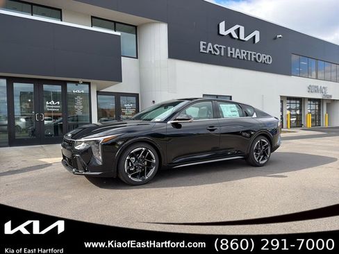 New 2026 Kia K4 GT-Line FWD image 1