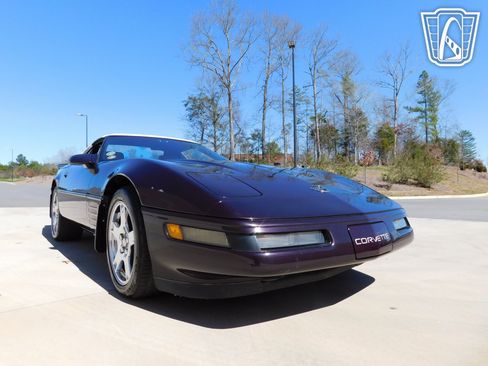 Used 1993 Chevrolet Corvette Convertible RWD image 36