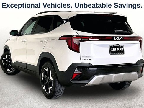 Used 2026 Kia Seltos EX FWD image 4