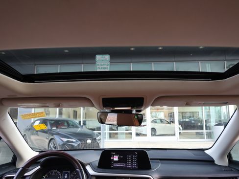 Certified 2022 Lexus RX 350 FWD w/ Premium Package image 31