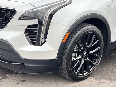 Certified 2023 Cadillac XT4 Sport w/ LPO, Onyx Lite Package image 8