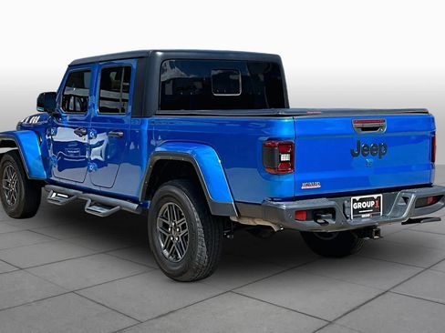 Used 2024 Jeep Gladiator Sport AWD/4WD image 12