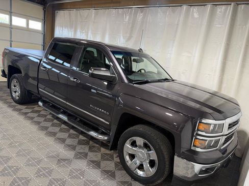 Used 2014 Chevrolet Silverado 1500 LTZ Z71 w/ LTZ Plus Package AWD/4WD image 9