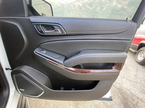 Used 2017 GMC Yukon SLE w/ Convenience Package image 21