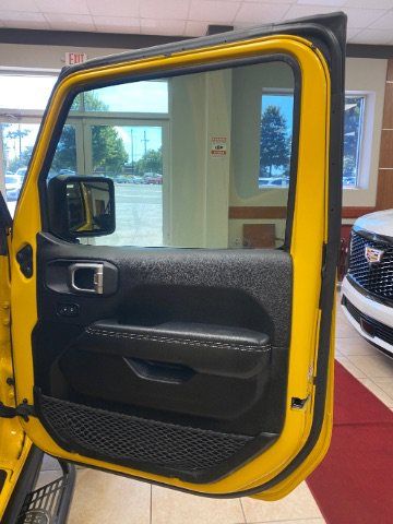 Used 2020 Jeep Wrangler Unlimited Rubicon AWD/4WD image 9