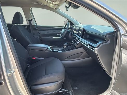 Used 2025 Hyundai Tucson SEL FWD image 10