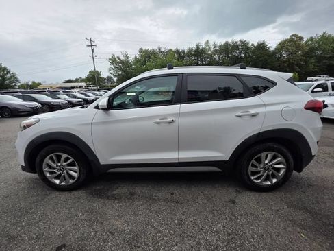 Used 2017 Hyundai Tucson SE w/ SE Popular Package 02 FWD image 8