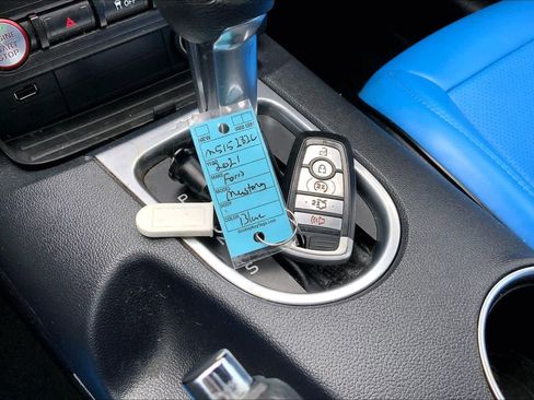 Used 2021 Ford Mustang GT RWD image 12