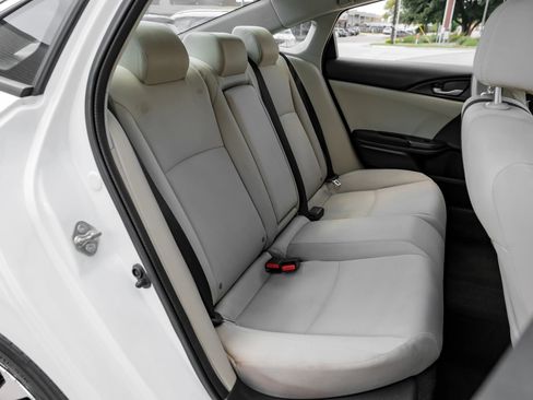 Used 2018 Honda Civic EX image 27