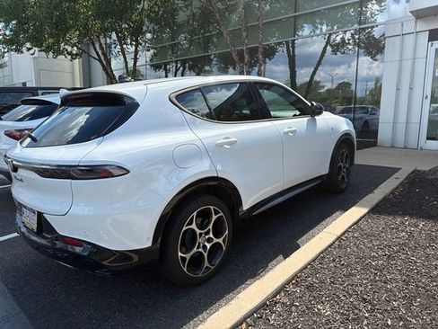 Used 2024 Alfa Romeo Tonale Ti w/ Active Assist Package AWD/4WD image 6