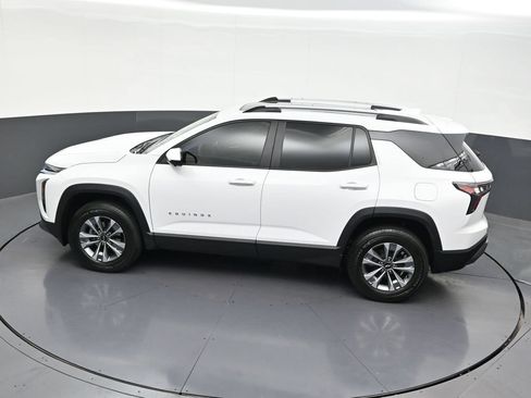 Used 2025 Chevrolet Equinox LT w/ Safety and Technology Package FWD image 20