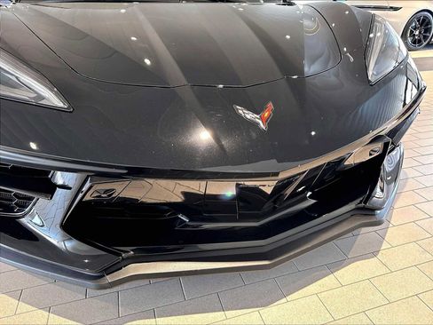 Used 2022 Chevrolet Corvette Stingray Premium Cpe w/ Z51 Performance Package RWD image 29