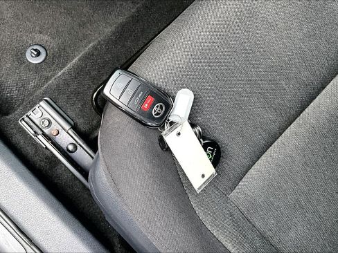 Certified 2025 Toyota Camry LE FWD image 27