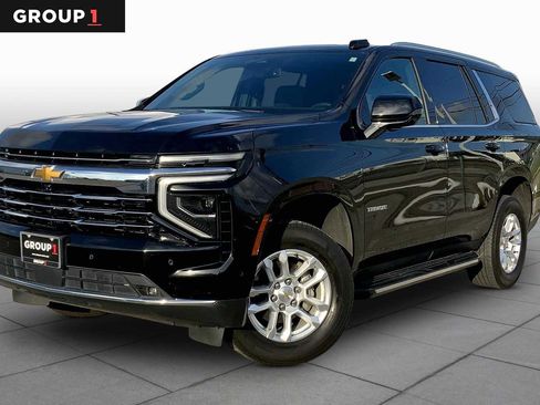 Used 2025 Chevrolet Tahoe LT w/ Comfort Package image 1