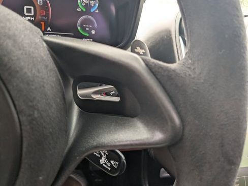 Used 2018 McLaren 570S RWD image 27