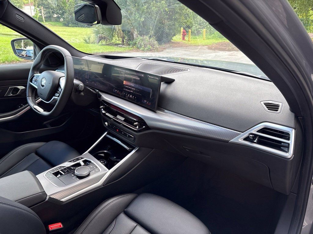 Used 2026 BMW 330i xDrive Sedan AWD/4WD image 13