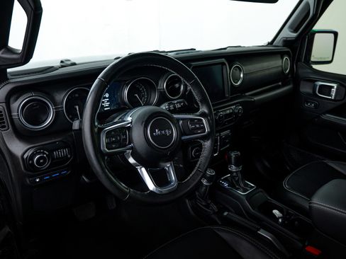 Used 2021 Jeep Wrangler Unlimited Sahara w/ Cold Weather Group image 8