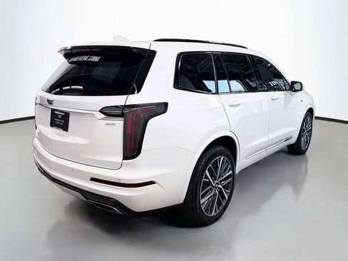 Certified 2024 Cadillac XT6 Sport w/ LPO, Floor Liner Package AWD/4WD image 9