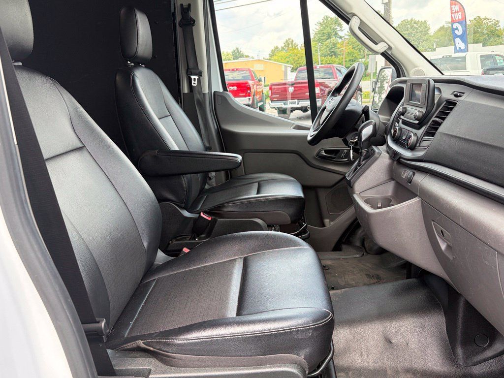 Used 2024 Ford Transit 250 148 Medium Roof Extended AWD w/ Load Area Protection Package image 30