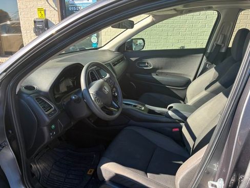 Used 2022 Honda HR-V EX image 17